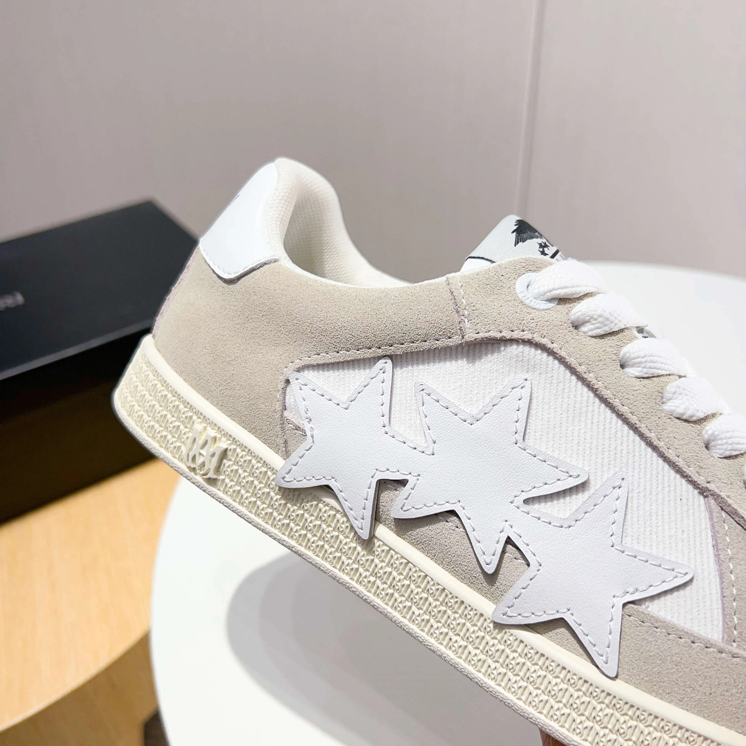 Men's shoes 💰420 [New style] 🌲🌲Balmain - New Amiri trendy shoes, low-top casual sports shoes, the same style as celebrities, made of selected pebbled cowhide and frosted cowhide, original outsole, comfortable on the feet, high-end workmanship, welcome to buy. Size: 39-45 (46 customized)
